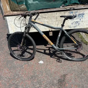 Voodoo Bantu bike medium frame fluid brakes 26 inch wheels - Image 2