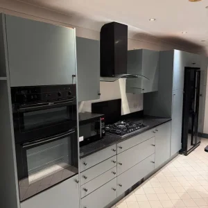 Microwave and Dual Ovens - Image 4