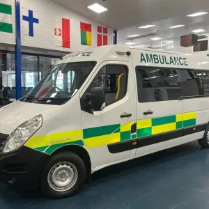 2019 Renault Master 35 Business 2.3DCI 130PS LWB 7-seater with disabled access and ramp - Image 3