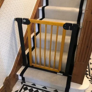 Elegant Single Panel Wooden Safety Gate - Image 2
