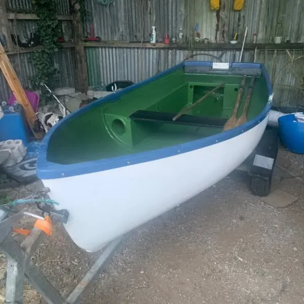 12 ft fibreglass boat oars and galvanised trailer