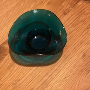 Vintage blue glass bowl - Image 5