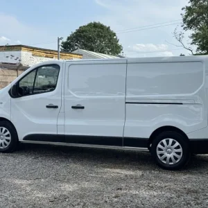 2021 Renault Trafic LL30 LWB Business Plus Energy 2.0 DCI - Image 6