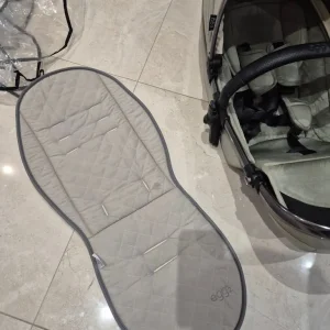Egg 2 pram bundle - Image 6