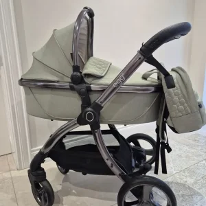 Egg 2 pram bundle