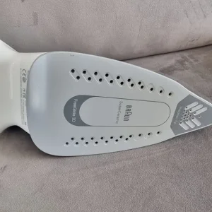 Braun TexStyle 3 Steam Iron Green - Image 2