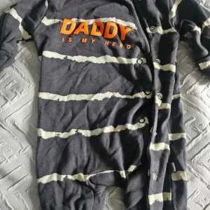 Baby boys newborn clothes bundle - Image 5