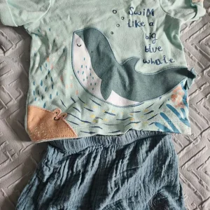 Baby boys newborn clothes bundle - Image 8
