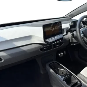 2025 Volkswagen ID.3 Pro Performance Max 58kWh - Image 8