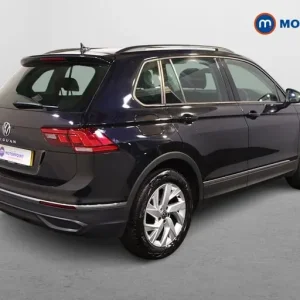 2022 Volkswagen Tiguan 1.5 TSI 150 Life 5dr SUV Petrol Manual - Image 7