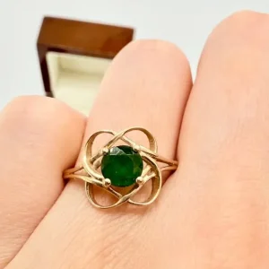 Vintage Chrome Diopside Ring in 9ct Gold - Image 7