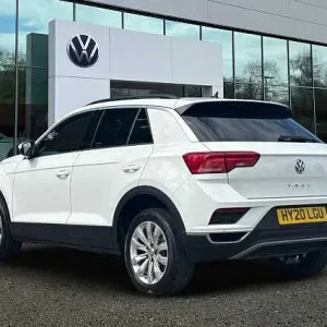 2020 Volkswagen T-Roc 1.5 TSI DSG SE Hatchback - Image 3