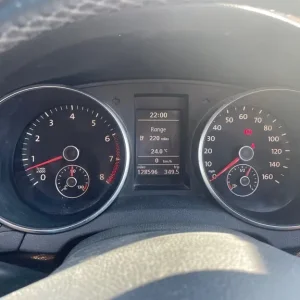 Volkswagen Golf Hatchback 2009 Manual 1.4 FSI 5-door - Image 8