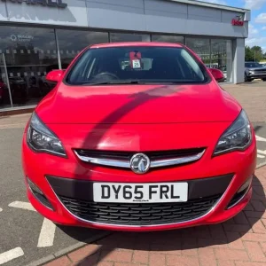 2015 Vauxhall Astra 1.6 CDTi 16V ecoFLEX 136 SRi 5dr Hatchback Diesel Manual - Image 2