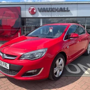 2015 Vauxhall Astra 1.6 CDTi 16V ecoFLEX 136 SRi 5dr Hatchback Diesel Manual