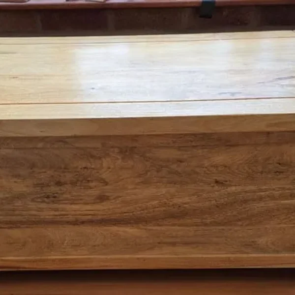 Solid wood coffee table with storage space