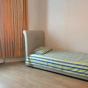 Room for rent in granville road