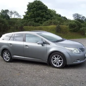 2011 Toyota Avensis Estate Manual - Image 4