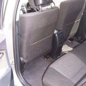 2011 Toyota Avensis Estate Manual - Image 8