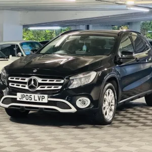 2017 Mercedes-Benz GLA 210d SE Estate Diesel Manual - Image 6