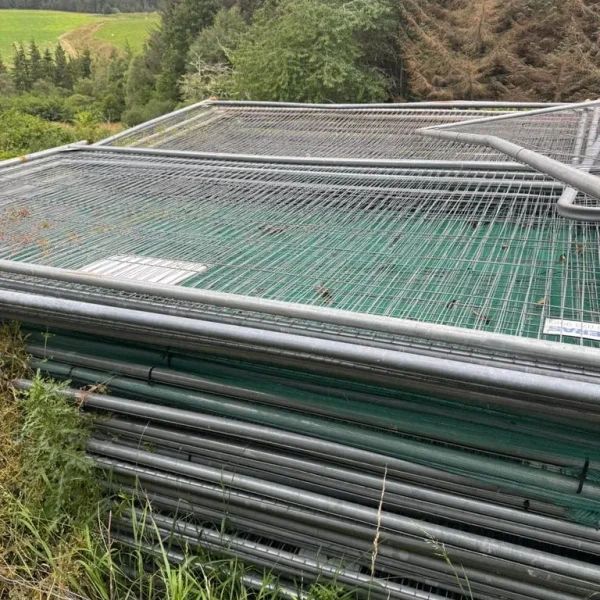 Heras fencing & gates with clips and feet