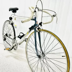 RALEIGH Size M 10 Speed Road Bike Super LW Fully Serviced - Image 5