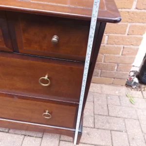 Stag minstrel vintage chest of drawers - Image 5