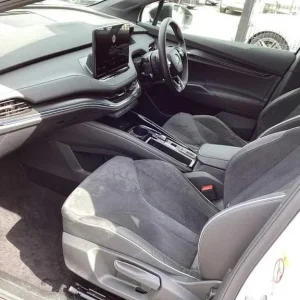 2023 Skoda Enyaq 80x Sportline 4x4 Electric SUV - Image 6