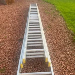 10.5 metre ladder brand new
