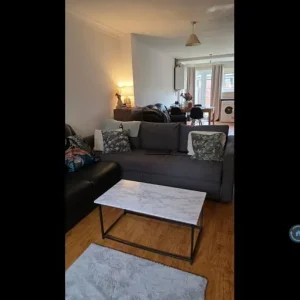 3 bedroom semi-detached house in Bankwell Street - Image 5