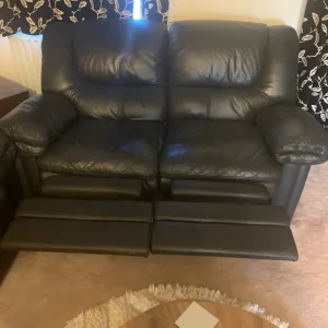 Lazy boy sofas 2 + 3 seater - Image 3