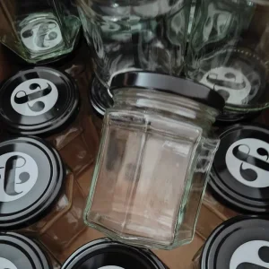 Lots of jam and chutney jars - Image 2