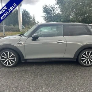 2018 MINI Cooper Hatchback 1.5 Petrol Manual with Chili Pack - Image 4