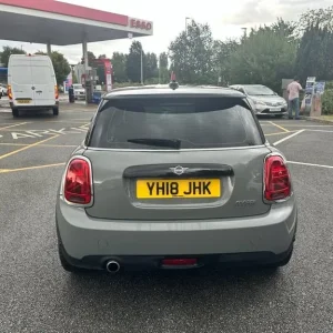 2018 MINI Cooper Hatchback 1.5 Petrol Manual with Chili Pack - Image 6