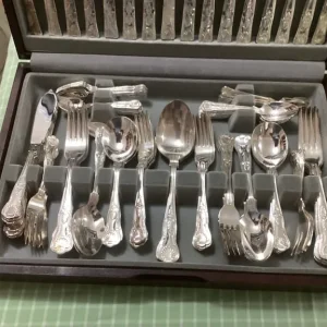Viners Kings Royale 100 Piece Canteen - Image 2