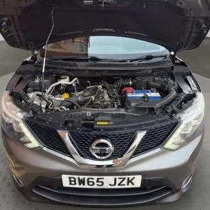 2016 Nissan Qashqai 1.2 N-Tec+ DiG-T CVT 5-door SUV - Image 2