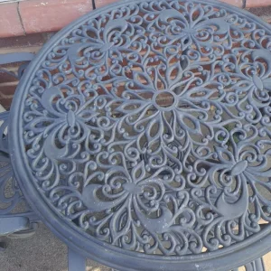 cast aluminium garden furniture