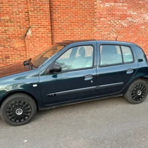 Renault Clio 1.2 2005 hatchback - Image 4