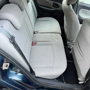 Renault Clio 1.2 2005 hatchback - Image 6