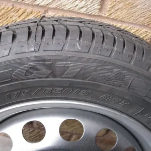 New unused Volvo spare tire - Image 2