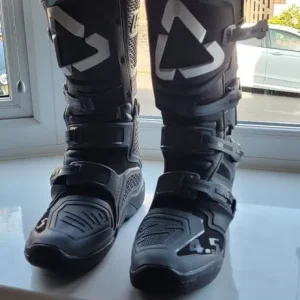 LEATT enduro boots size 10