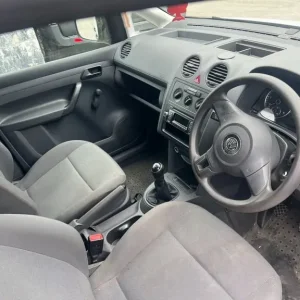 2015 Volkswagen Caddy 1.6 TDI Startline Panel Van Manual Diesel - Image 5