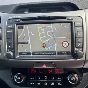 2014 Kia Sportage 1.7 CRDi EcoDynamics White Edition SUV - Image 2