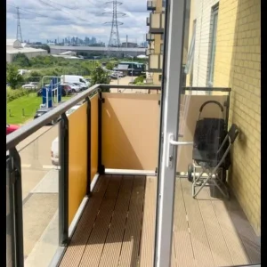 Double room in a new 3-bedroom apartment - Image 2