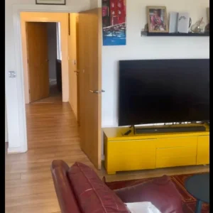 Double room in a new 3-bedroom apartment
