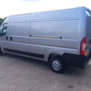 2020 Peugeot Boxer BLUEHDI 335L3H2 Air Con Diesel Van - Image 3