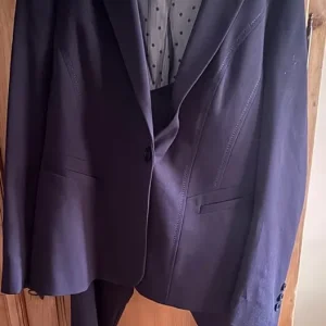 Navy Blue Marks & Spencer Suit – Blazer, Skirt, Trousers - Image 5