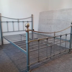 Metal double bed frame - Image 2