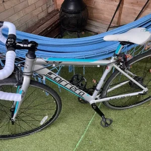 Carrera racing bike