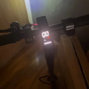 Electric scooter - Image 2